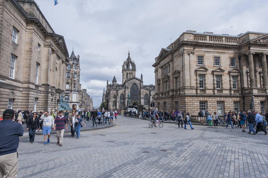 Writers View, Royal Mile Apartment Edynburg Zewnętrze zdjęcie